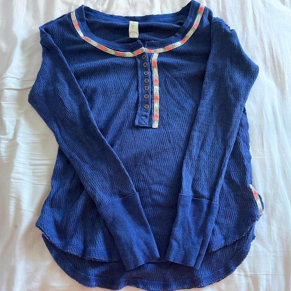 blue altar'd state long sleeve top